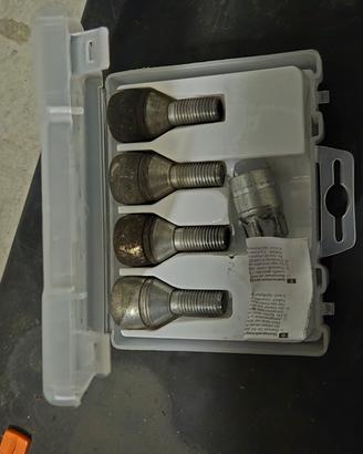 Bulloni antifurto Smart for four