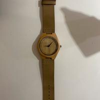 Orologio da polso in legno