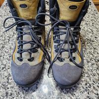 Scarponi AKU pelle Gore-Tex mis. 45