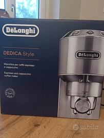 Macchina per caffè espresso e cappuccino 