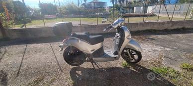 Kymco People 250 - 2003