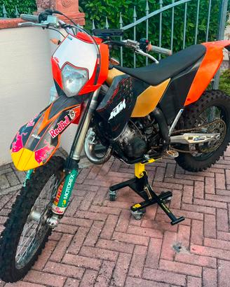 KTM 125 EXC 2010 targata - Con accessori e ricambi