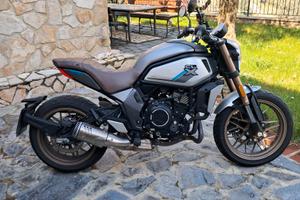 CF Moto 700cc Kawasaki 