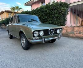 Alfa Romeo 2000 berlina