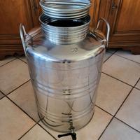 Fusto acciaio inox 18/10 da 50 litri con rubinetto