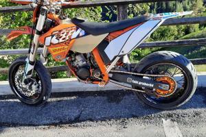 KTM 125