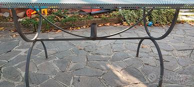 Tavolo ferro battuto