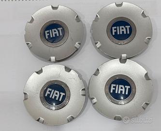 4 tappi coprimozzo per Fiat Panda originali blu