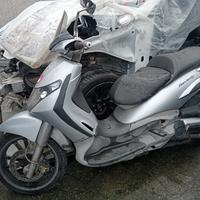 Ricambi Piaggio Beverly 400ie 2006