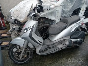 Ricambi Piaggio Beverly 400ie 2006