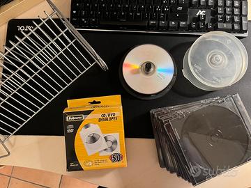 Mix DVD e CD vergini con buste custodie e porta CD