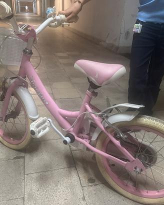 Bicicletta usata 2 volte per bambina