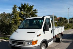 IVECO Daily 35C13 2.8 TDI PC-RG Cabinato