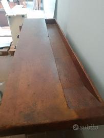 Banco da lavoro d'epoca