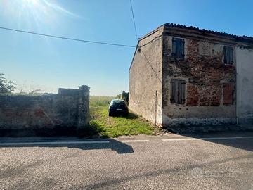 A Casaleone, villetta a schiera da ristrutturare