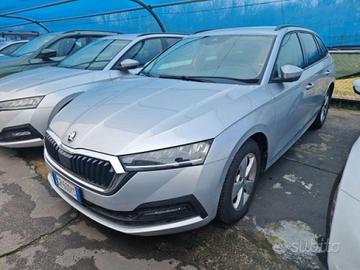 SKODA Octavia 2.0 TDI EVO SCR DSG Wagon Executiv
