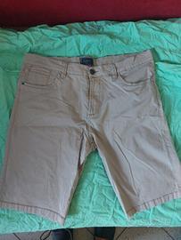 Pantaloncini corti bermuda 