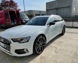 AUDI A6 5ª serie - 2020