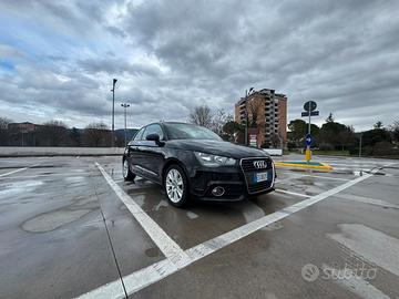 AUDI - A1  1.6 TDI