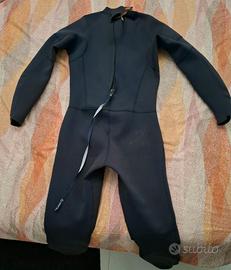 Muta subacquea Decatlhon 2.2 mm