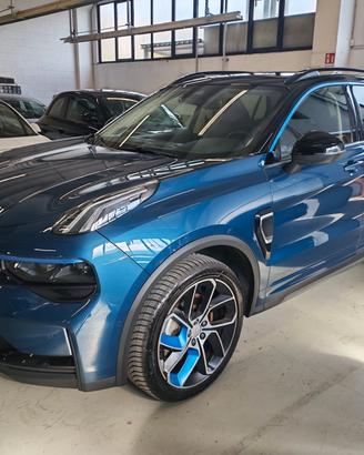 Lynk&co 01 PHEV MY 2023