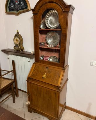 Mobile vetrinetta in legno con ribalta