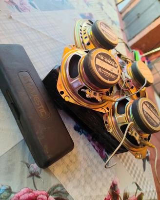 autoradio Pioneer estraibile completo di casse 