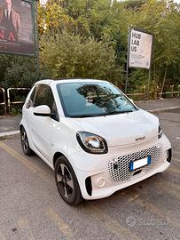 Smart fortwo EQ cabrio Passion
