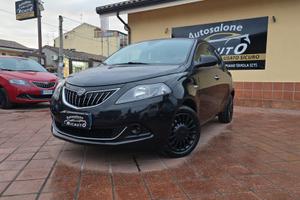Lancia Ypsilon 1.0 FireFly 5 porte S&S Hybrid Silv
