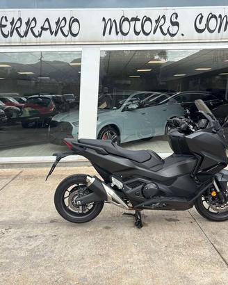 Honda Forza 750 2025 / KM 6.000 Tua a solo 106 Eur