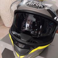 Coppia di caschi integrali