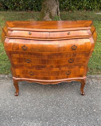 Comoncino stile Luigi XV Bombato in noce