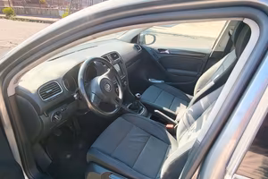  Volkswagen Golf  1.6 bifuel GPL