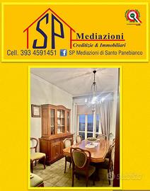 4,5 vani in zona servita con garage