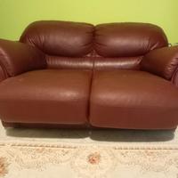 Divano pelle  color Castano