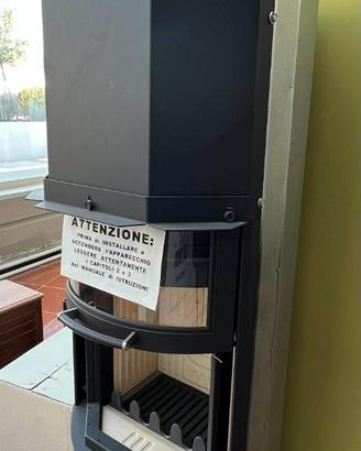 Caminetto monoblocco