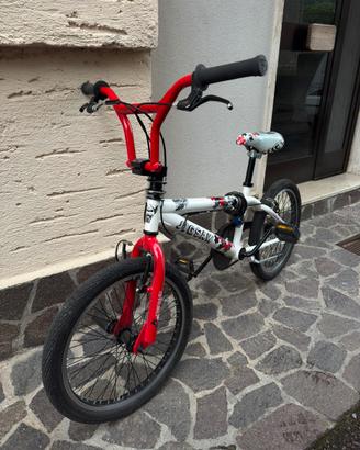 BMX Jigsaw (Bianca e Rossa)