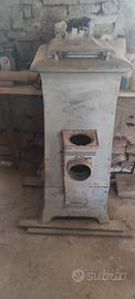 stufa in ghisa vintage
