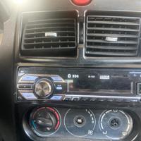 impianto audio macchina