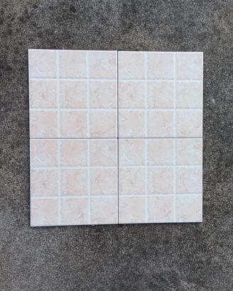PIASTRELLE 20 X 20 - mq 48
