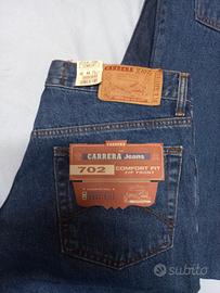 jeans  nuovi taglia 50 e 52 il prezzo è cadauno 