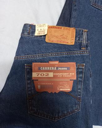 jeans  nuovi taglia 50 e 52 il prezzo è cadauno 