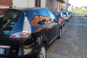 Renault Scenic 1.5 dci diesel 