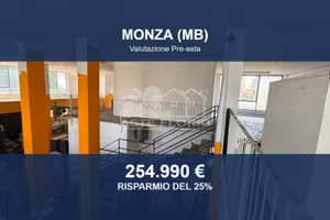 Immobile in asta di 286 m² a Monza