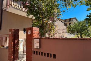 Casa indipendrnte con giardino e vista panoramica