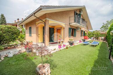 VILLA SINGOLA A TRANA