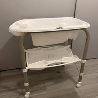 Fasciatoio e bagnetto CAM