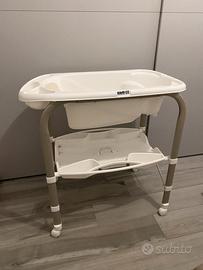 Fasciatoio e bagnetto CAM