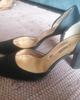 Scarpe da donna in raso nero