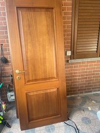 5 Porte in noce